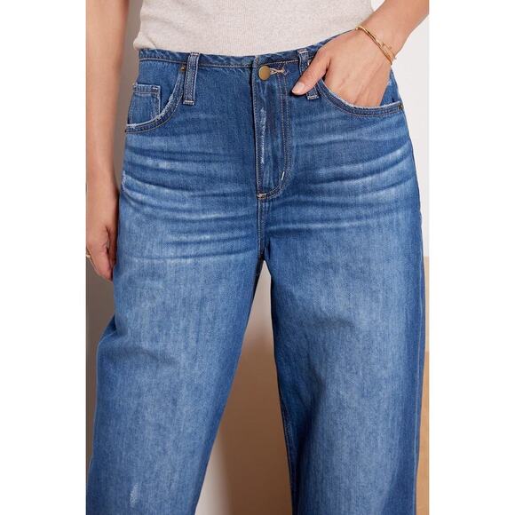 Evereve EVER Slouchy Jeans Size 0 or 24 in waist Sold out online. MSRP $128 - Picture 2 of 8